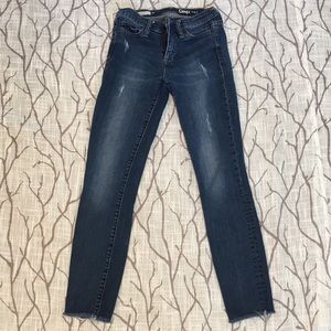 EUC! Gap True Skinny Distressed Jeans